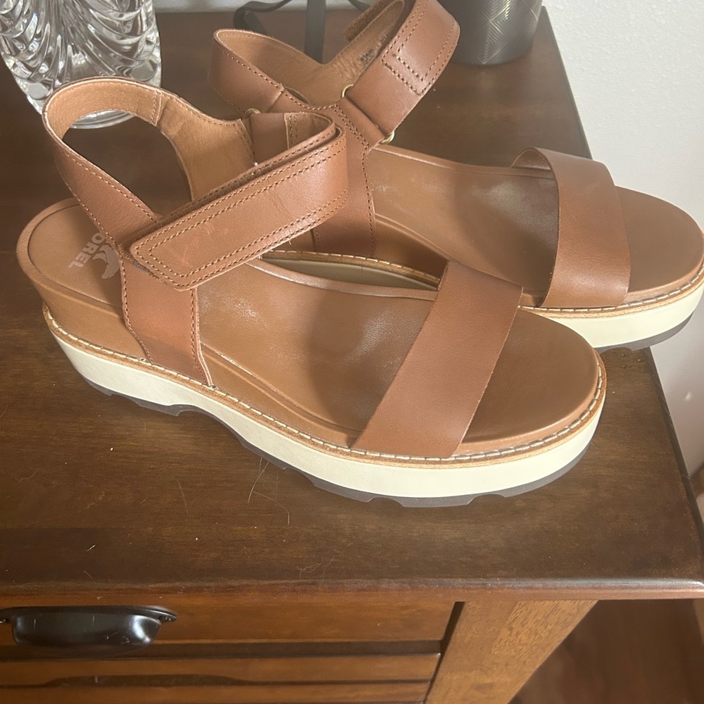 Sorel Brown Platform Sandals size 9.5